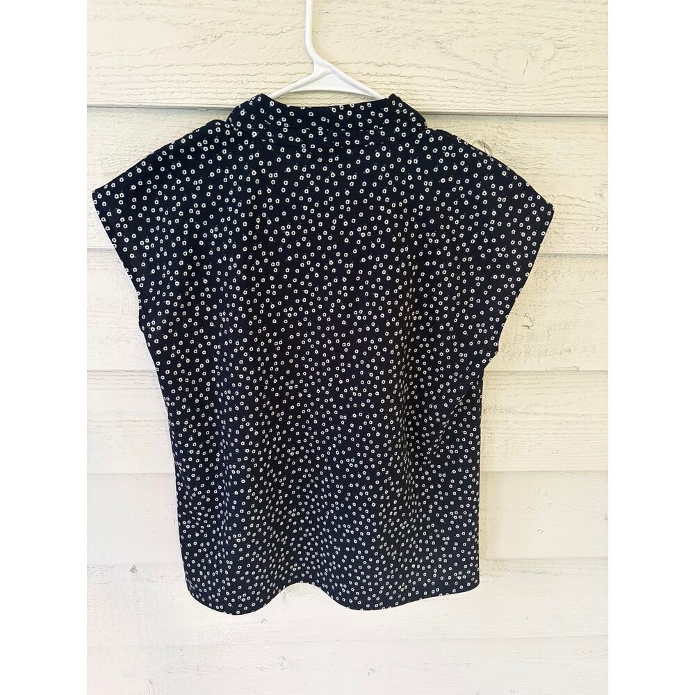 Ann Taylor Factory Navy Floral Print Blouse – Size Medium - Picture 7 of 8